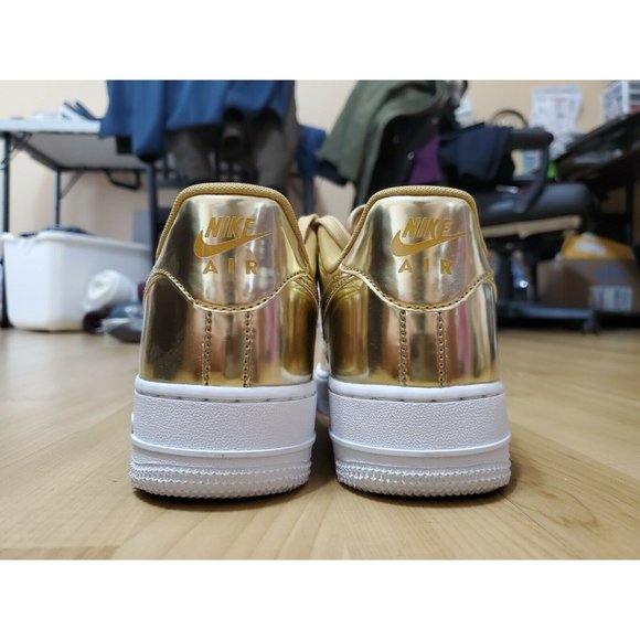 Size 8.5 - Nike Air Force 1 SP Liquid Metal - Gold 2019 - Picture 6 of 11